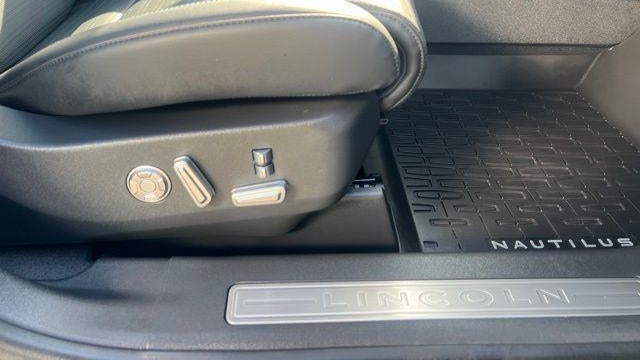 2025 Lincoln Nautilus Hybrid Reserve