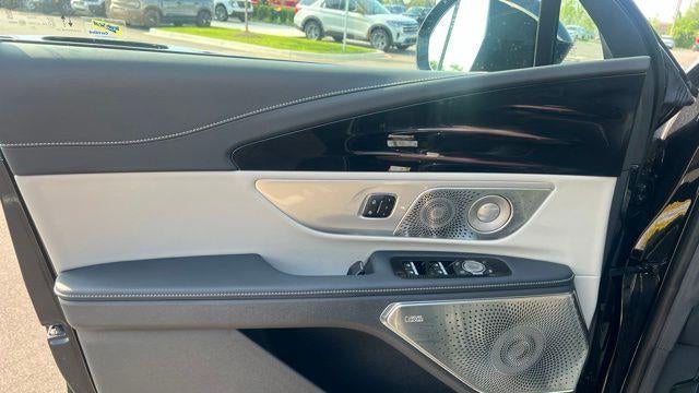 2025 Lincoln Nautilus Hybrid Reserve