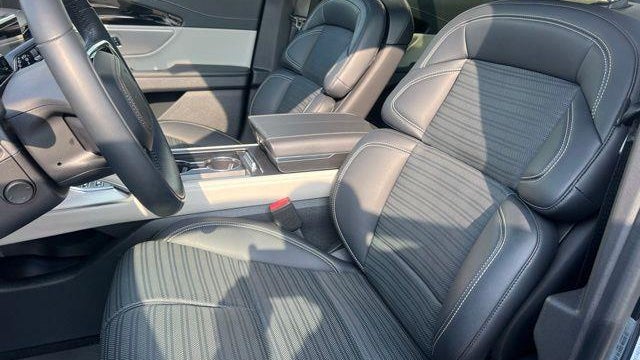 2025 Lincoln Nautilus Hybrid Reserve