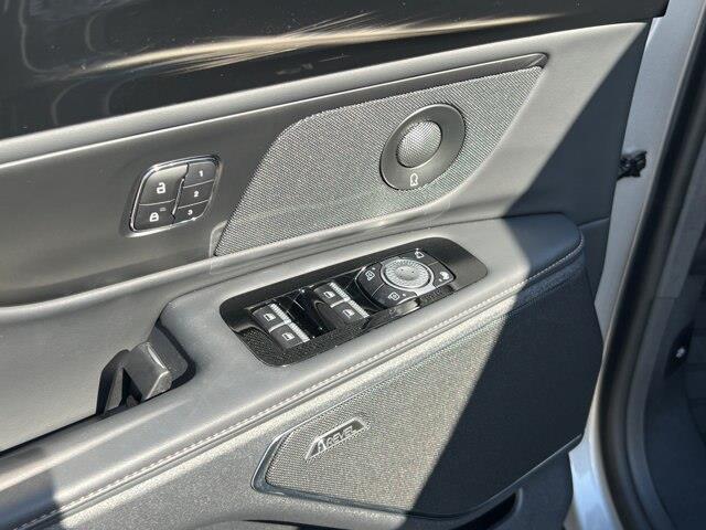 2025 Lincoln Nautilus - $55,399