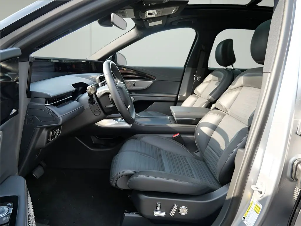 2025 Lincoln Nautilus - $58,345