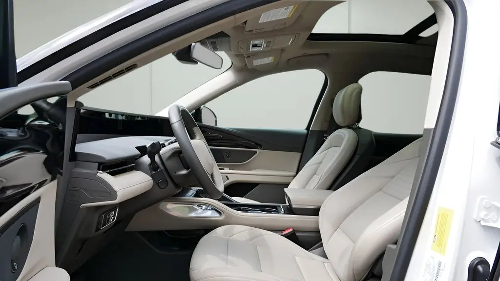2025 Lincoln Nautilus Hybrid Reserve