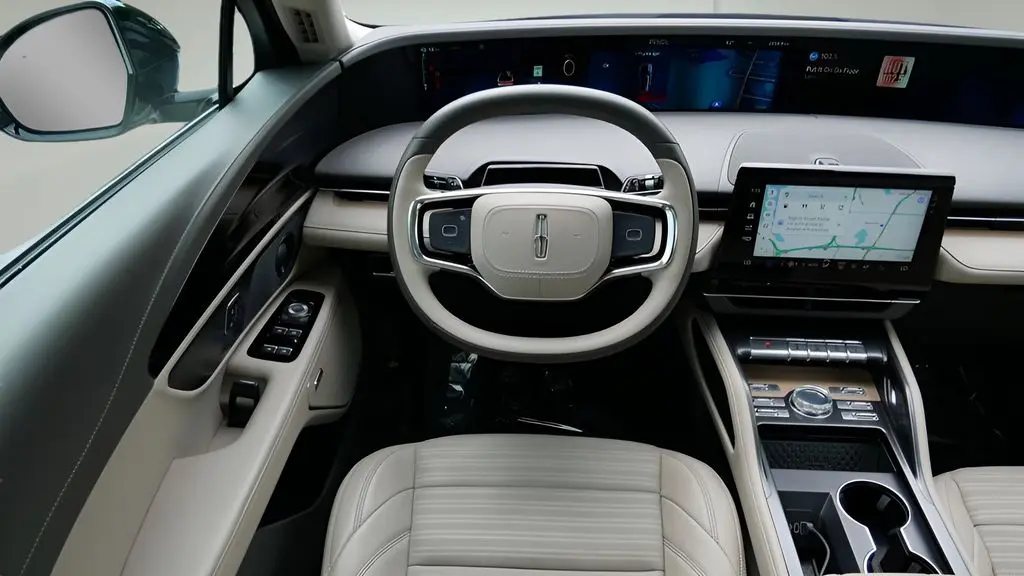 2025 Lincoln Nautilus Hybrid Reserve