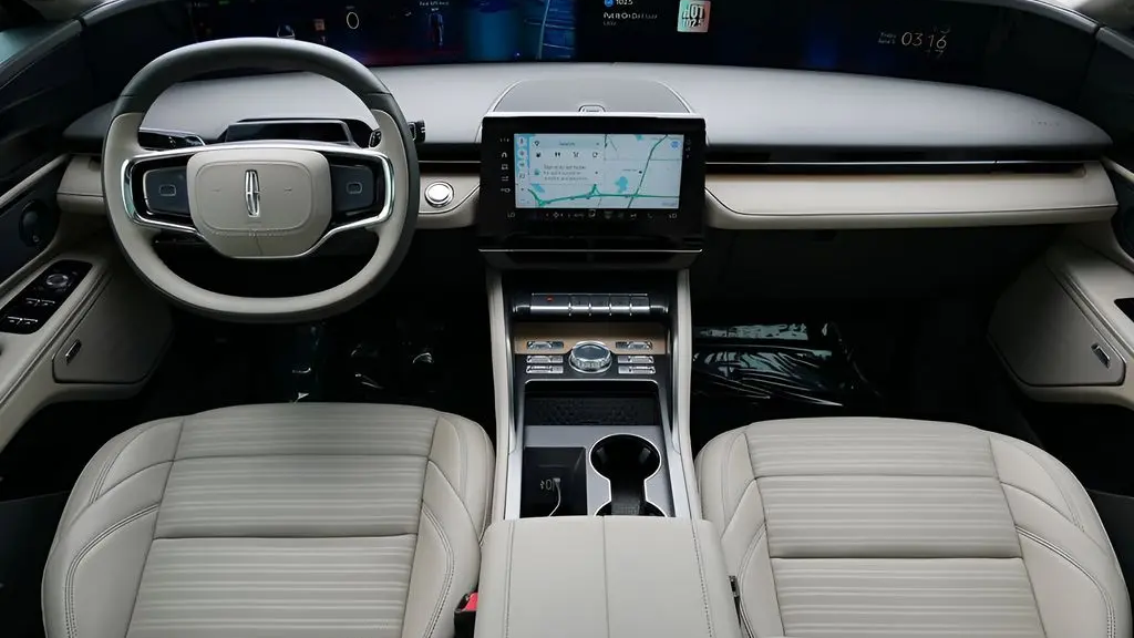 2025 Lincoln Nautilus Hybrid Reserve