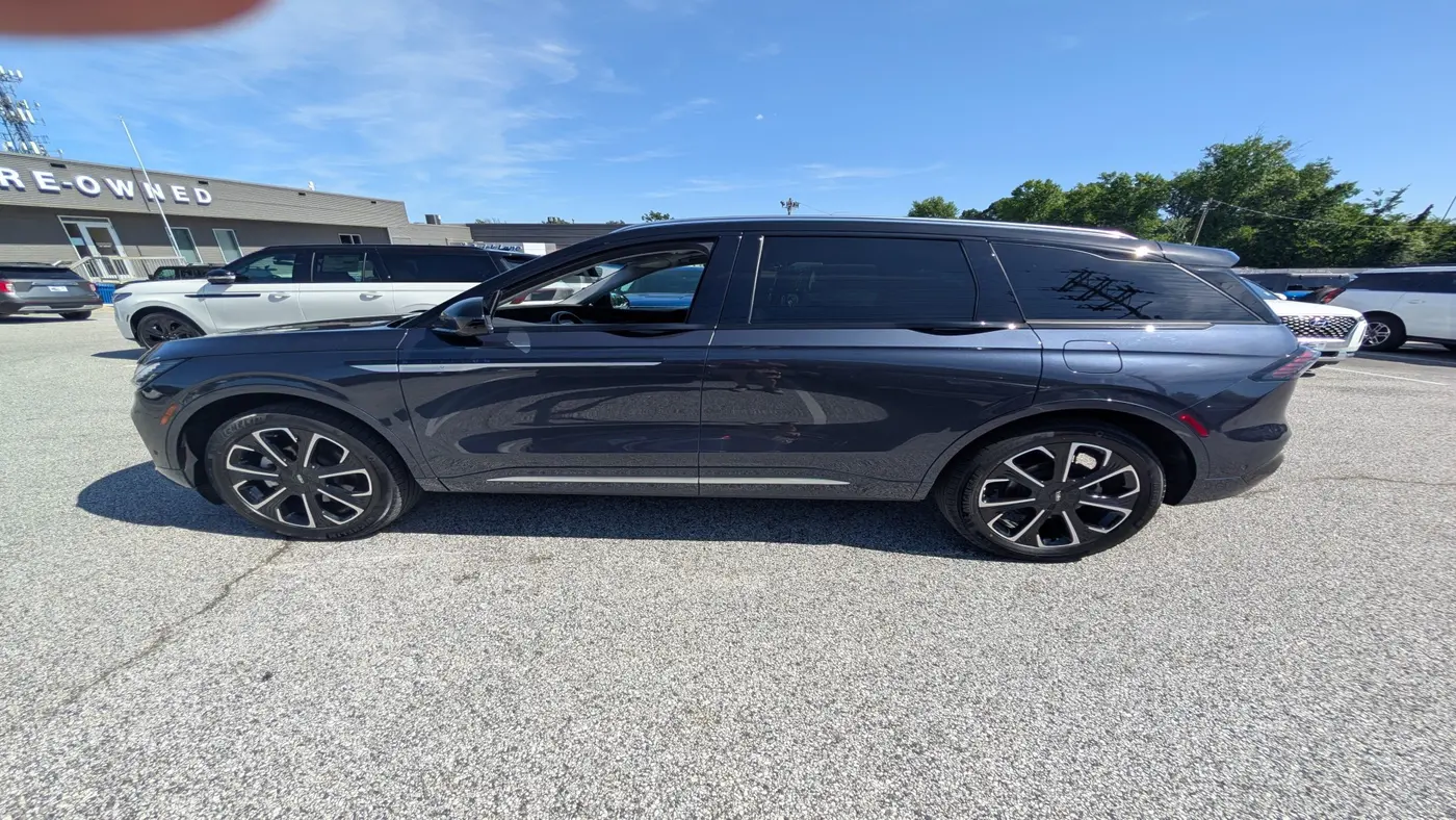 2024 Lincoln Nautilus Hybrid Reserve