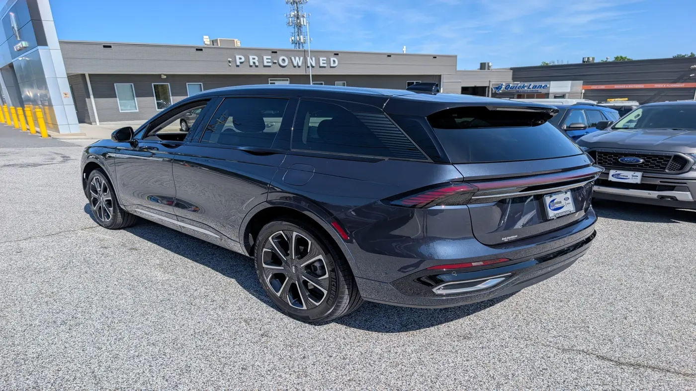 2024 Lincoln Nautilus Hybrid Reserve