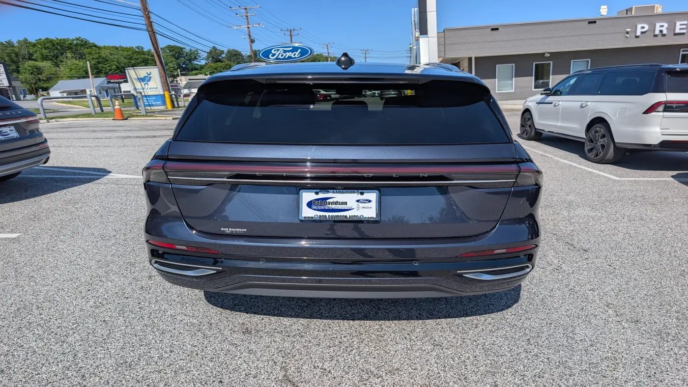 2024 Lincoln Nautilus Hybrid Reserve
