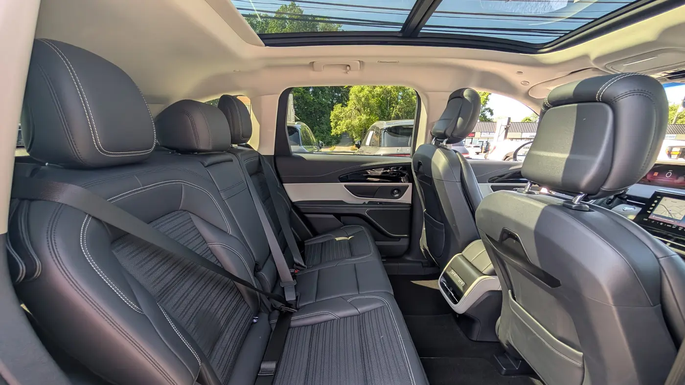 2024 Lincoln Nautilus Hybrid Reserve