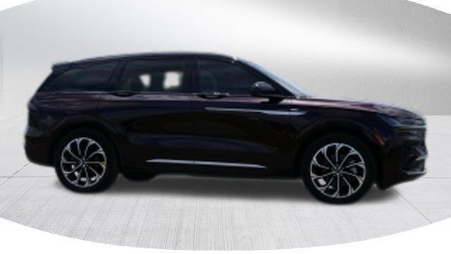 2024 Lincoln Nautilus Hybrid Reserve