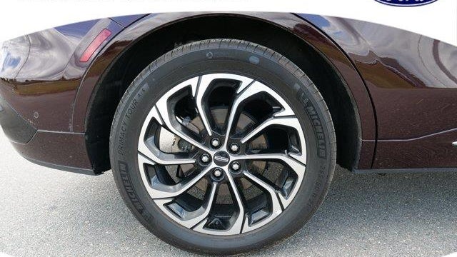 2024 Lincoln Nautilus Hybrid Reserve