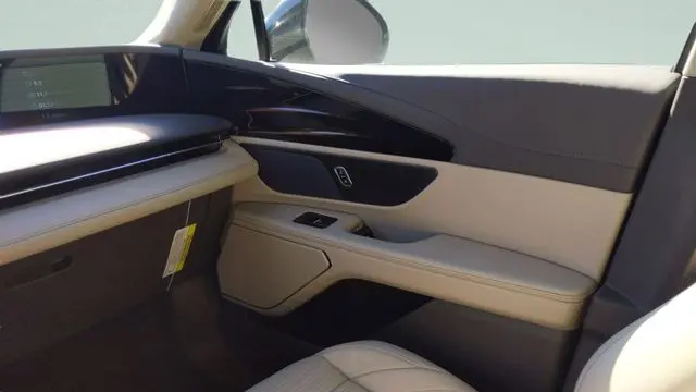 2024 Lincoln Nautilus Hybrid Reserve