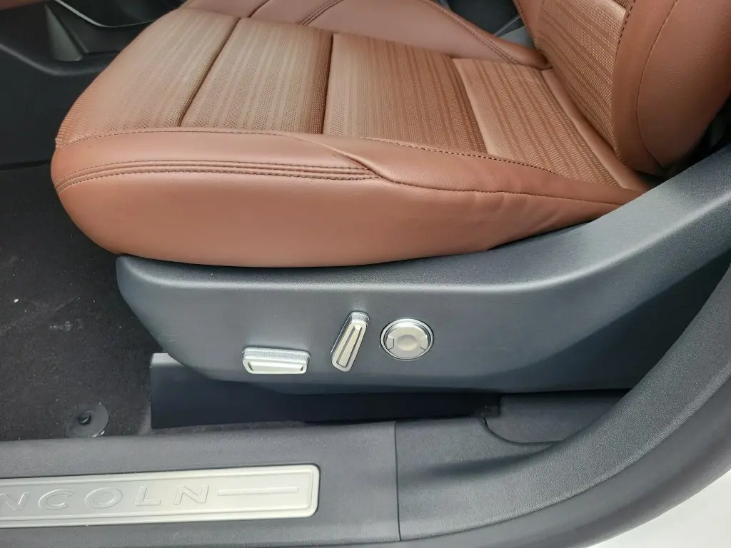 2026 Lincoln Nautilus - $59,995
