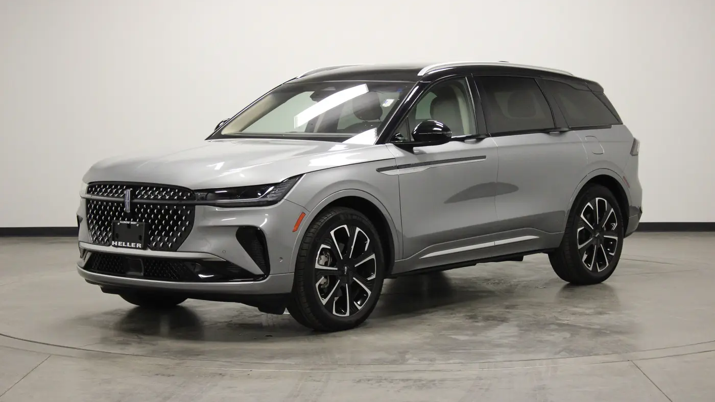 2024 Lincoln Nautilus Hybrid Reserve