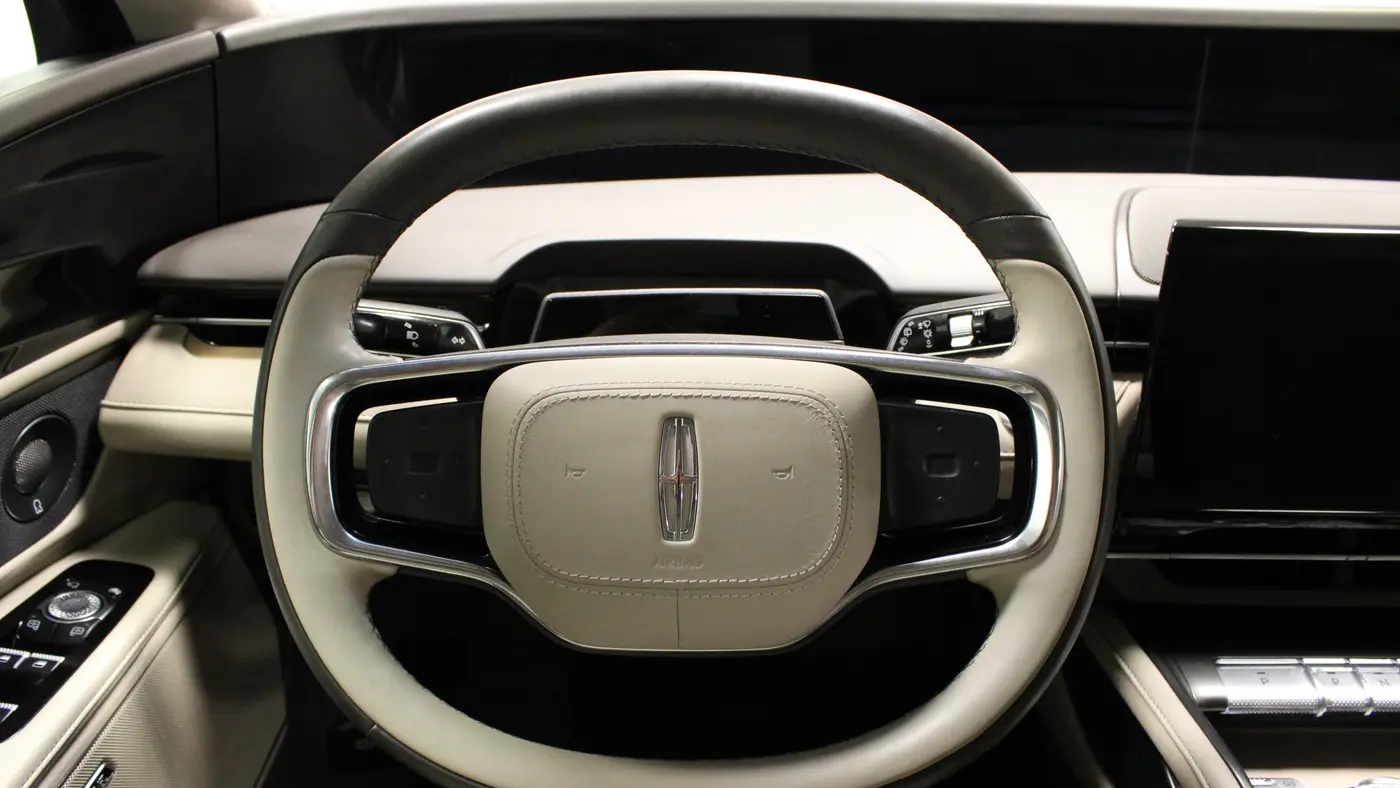 2024 Lincoln Nautilus Hybrid Reserve
