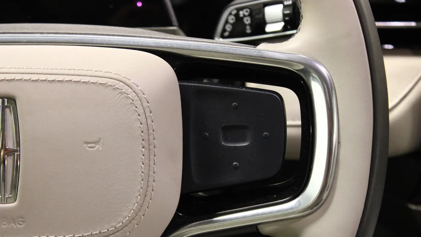 2024 Lincoln Nautilus Hybrid Reserve