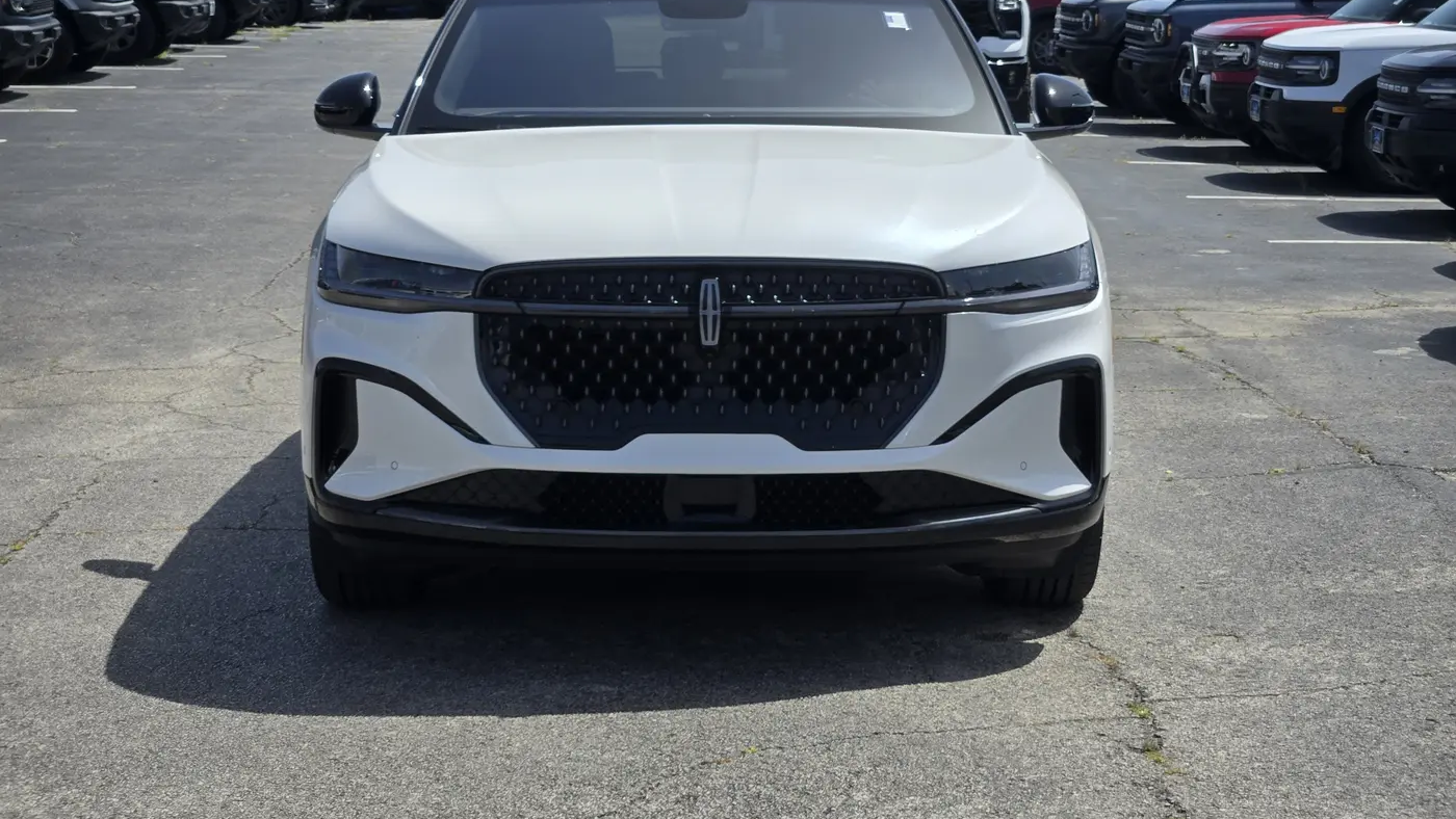 2024 Lincoln Nautilus Hybrid Reserve