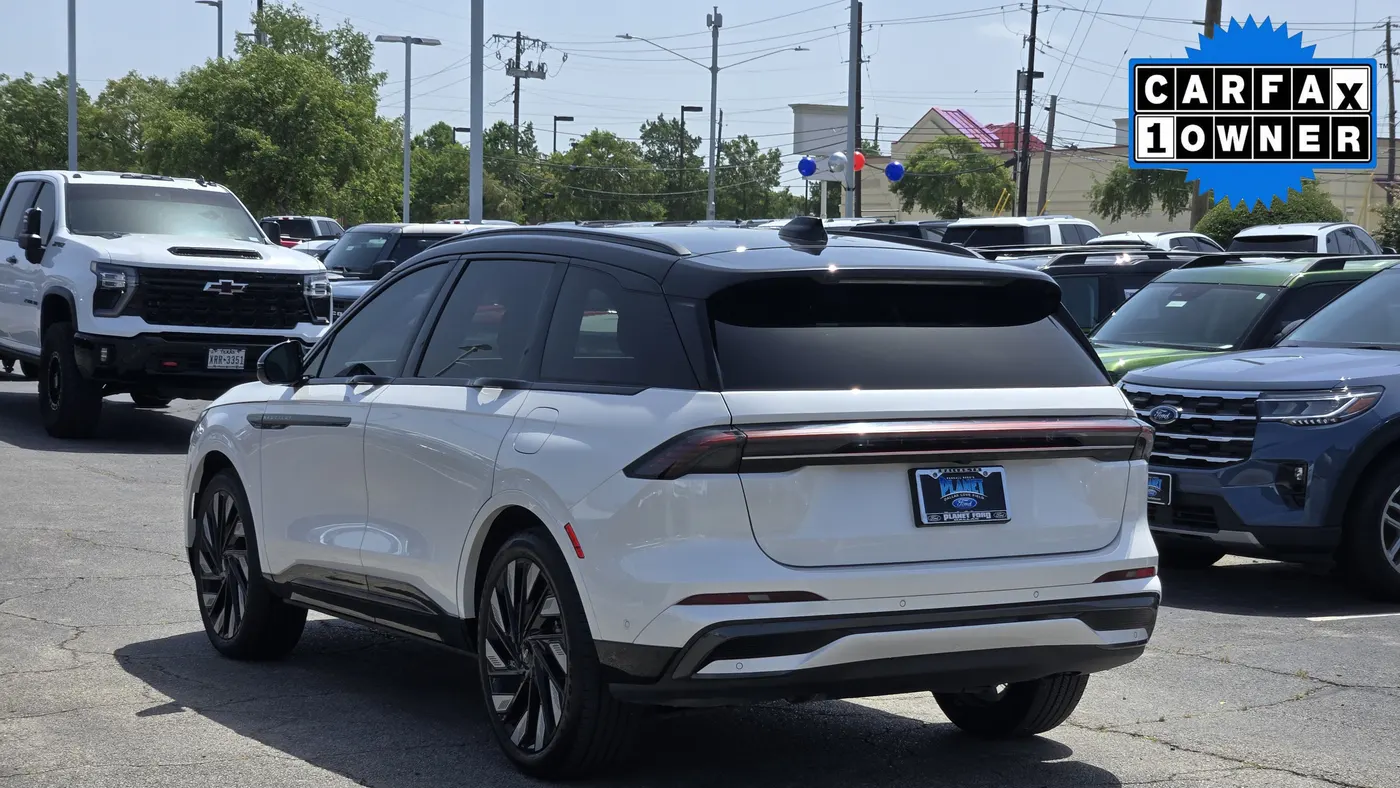 2024 Lincoln Nautilus Hybrid Reserve