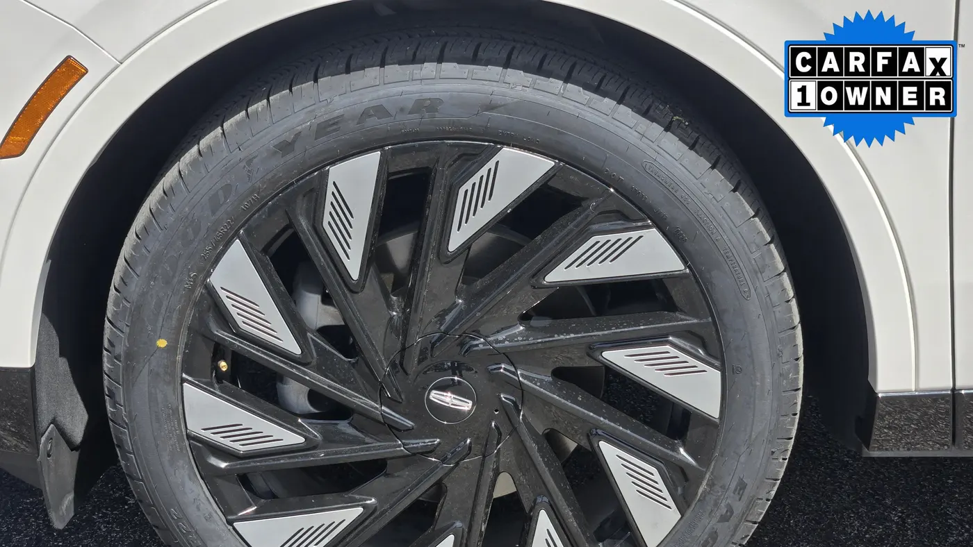 2024 Lincoln Nautilus Hybrid Reserve