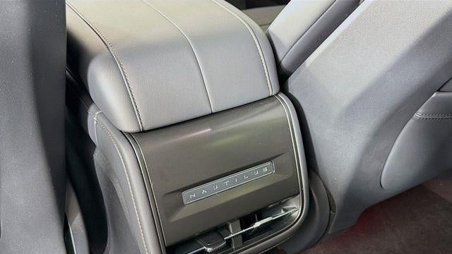 2024 Lincoln Nautilus Hybrid Reserve
