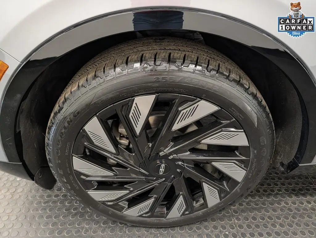 2025 Lincoln Nautilus - $48,917