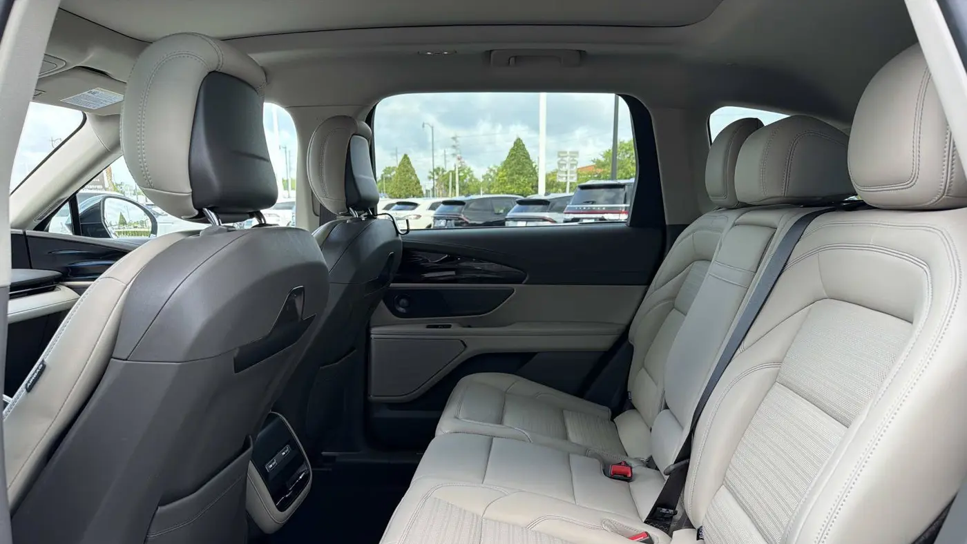 2025 Lincoln Nautilus Hybrid Reserve