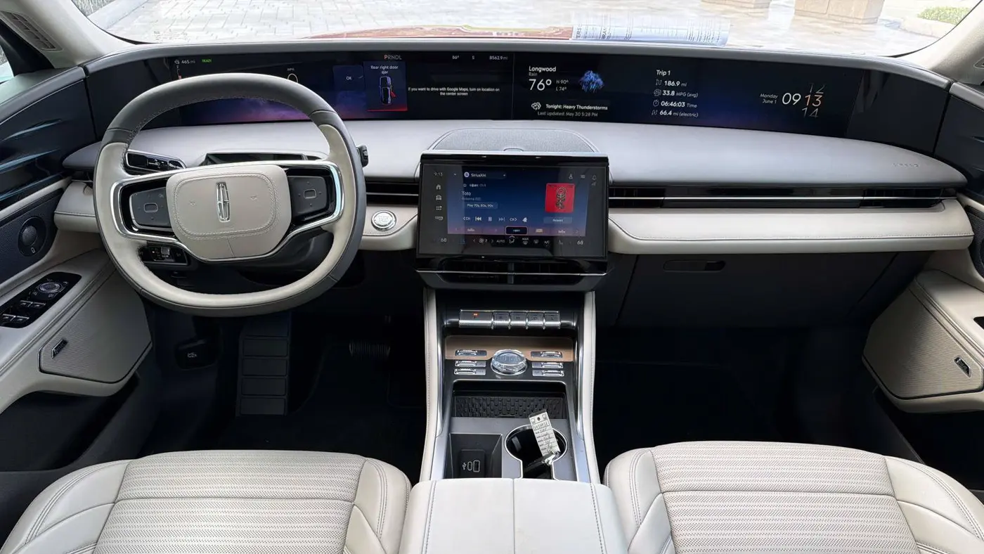 2025 Lincoln Nautilus Hybrid Reserve