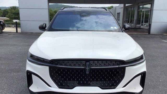 2024 Lincoln Nautilus Hybrid Reserve