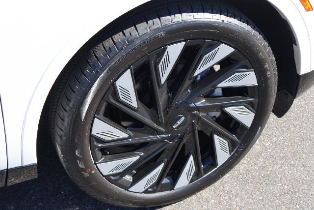 2024 Lincoln Nautilus - $49,814