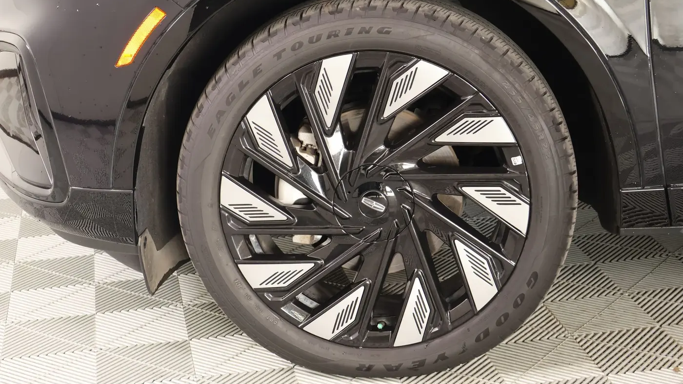 2025 Lincoln Nautilus Hybrid Reserve