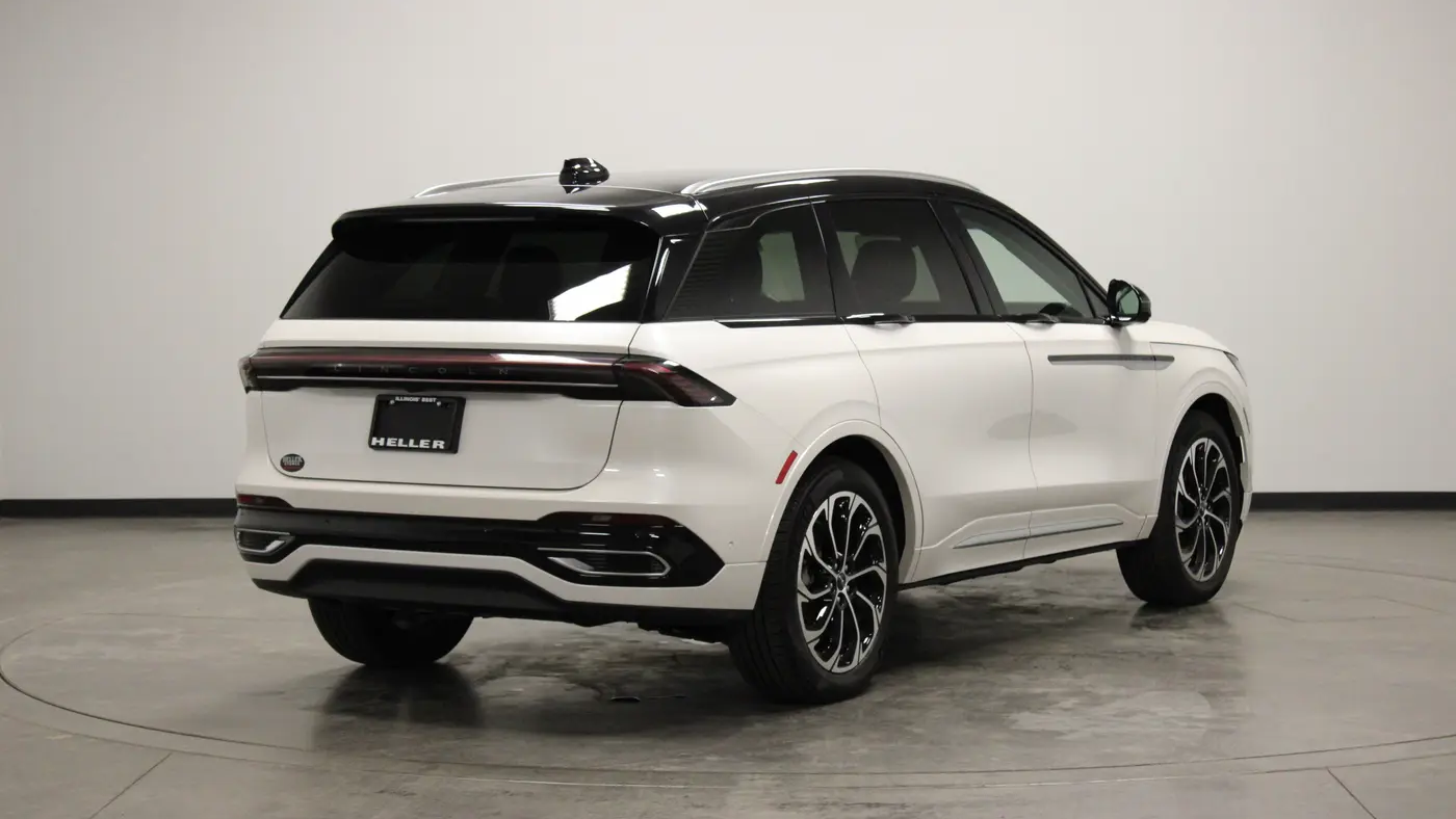2024 Lincoln Nautilus Hybrid Reserve