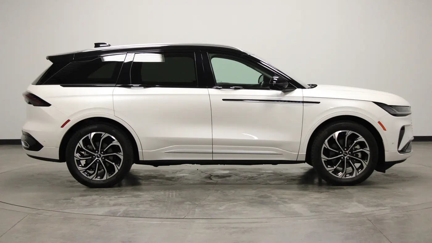 2024 Lincoln Nautilus Hybrid Reserve