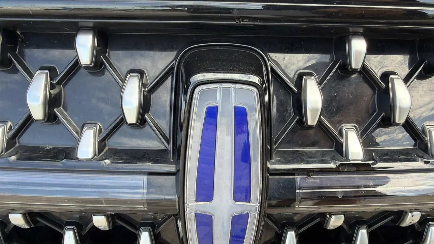 2024 Lincoln Nautilus Hybrid Reserve