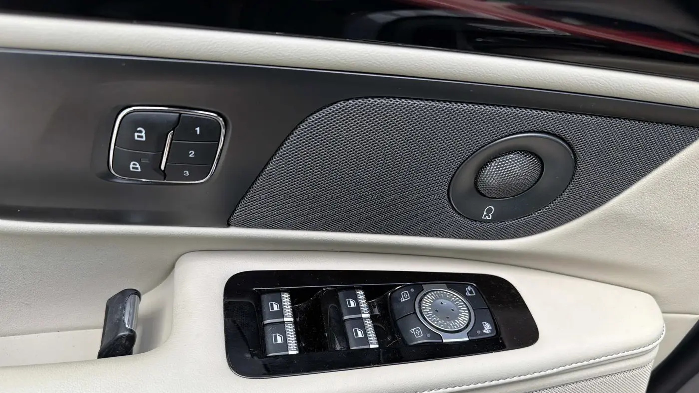 2024 Lincoln Nautilus Hybrid Reserve