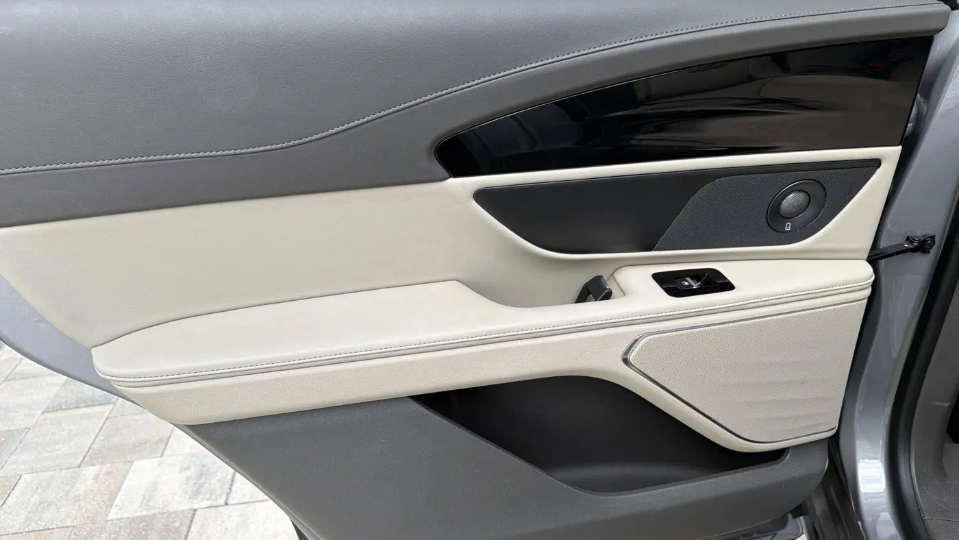 2024 Lincoln Nautilus Hybrid Reserve