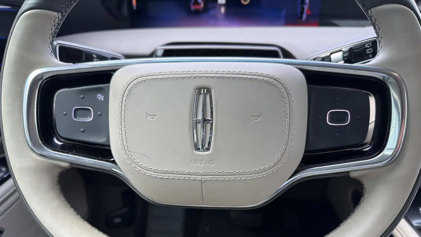 2024 Lincoln Nautilus Hybrid Reserve
