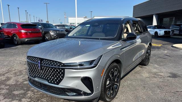 2024 Lincoln Nautilus Hybrid Reserve