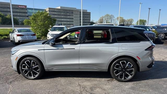 2024 Lincoln Nautilus Hybrid Reserve