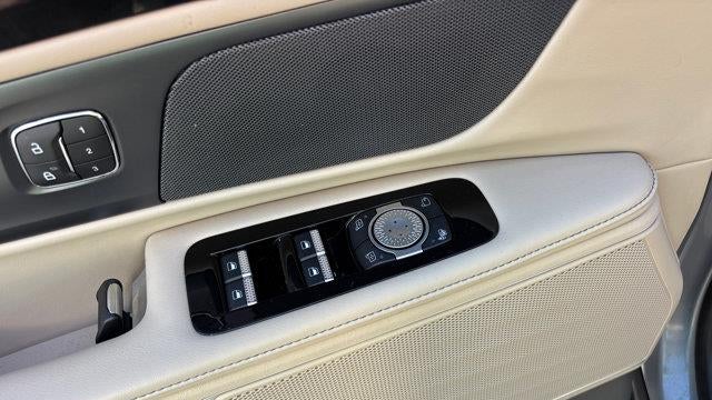 2024 Lincoln Nautilus Hybrid Reserve