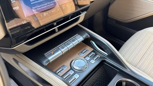 2024 Lincoln Nautilus Hybrid Reserve