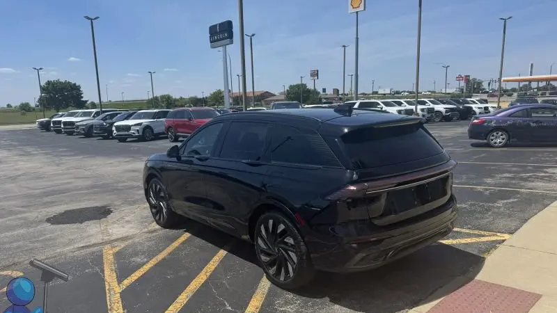 2024 Lincoln Nautilus Hybrid Reserve
