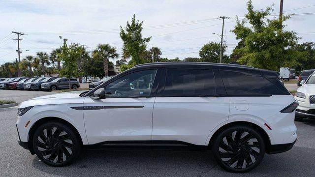 2024 Lincoln Nautilus Hybrid Reserve