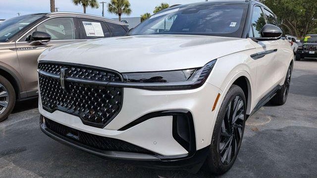 2024 Lincoln Nautilus Hybrid Reserve