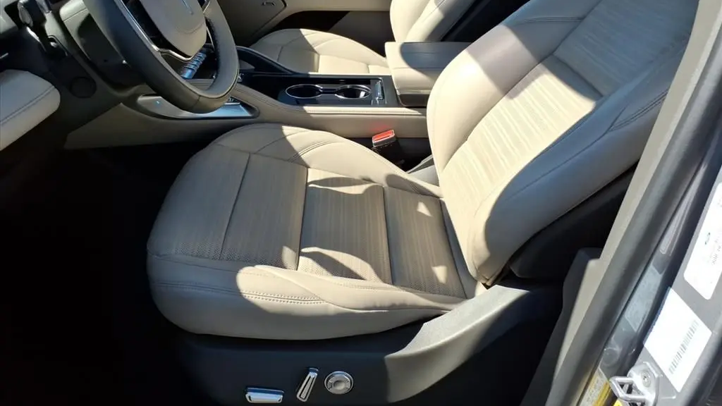 2025 Lincoln Nautilus Hybrid Reserve