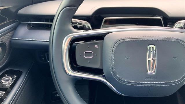 2025 Lincoln Nautilus Hybrid Reserve