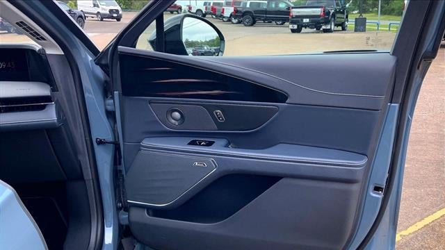 2025 Lincoln Nautilus Hybrid Reserve