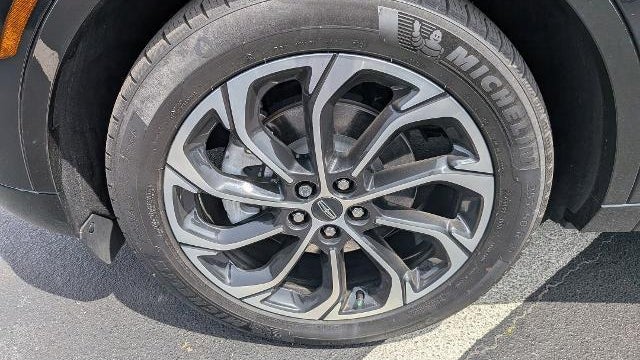 2025 Lincoln Nautilus Hybrid Reserve