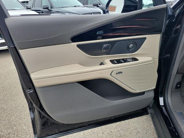 2025 Lincoln Nautilus - $56,666