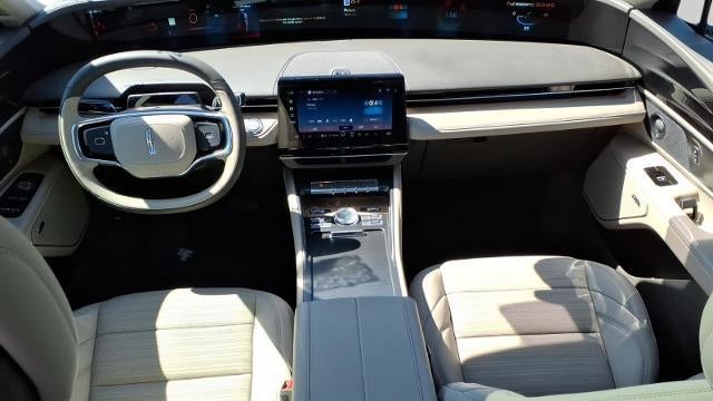 2025 Lincoln Nautilus Hybrid Reserve