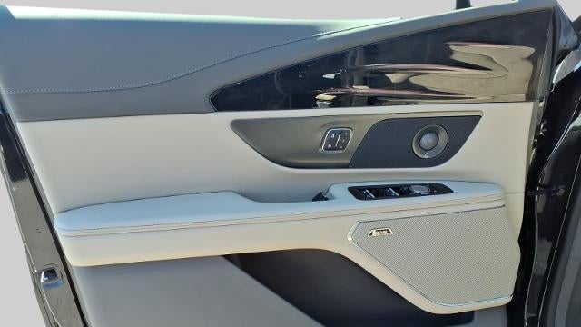 2025 Lincoln Nautilus Hybrid Reserve