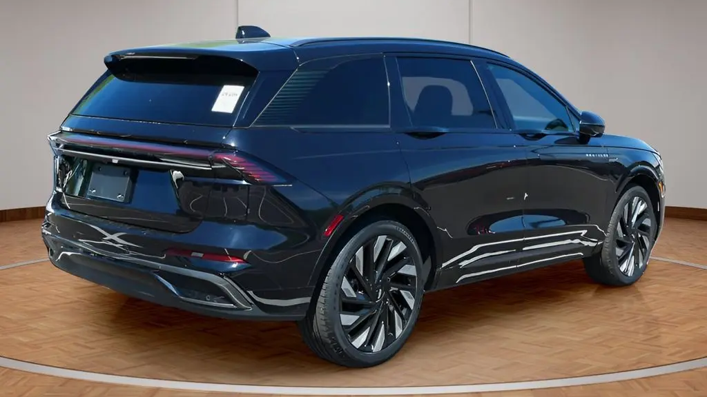2025 Lincoln Nautilus Hybrid Reserve